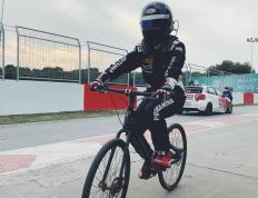 吉隆坡骑士队在国际锦标赛中夺冠